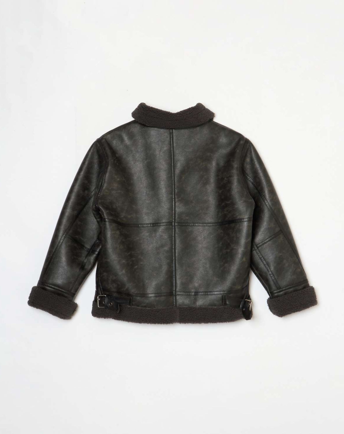 Mouton Jacket – Ami Yoshinari